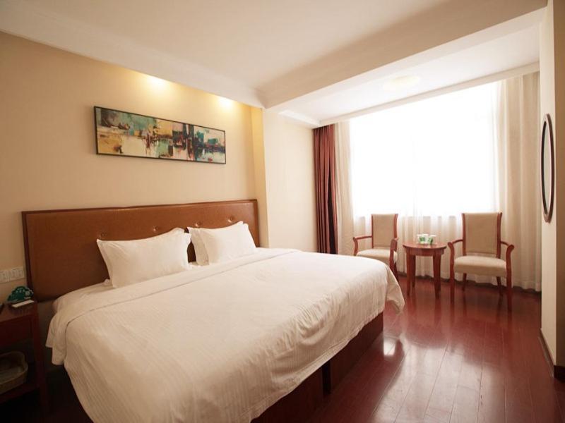 Greentree Inn Hainan Haikou East Train Station East Fengxiang Road Business Hotel Zewnętrze zdjęcie