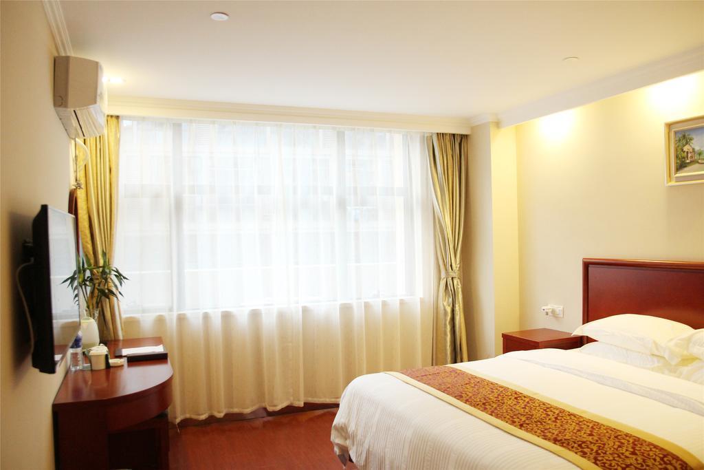 Greentree Inn Hainan Haikou East Train Station East Fengxiang Road Business Hotel Zewnętrze zdjęcie