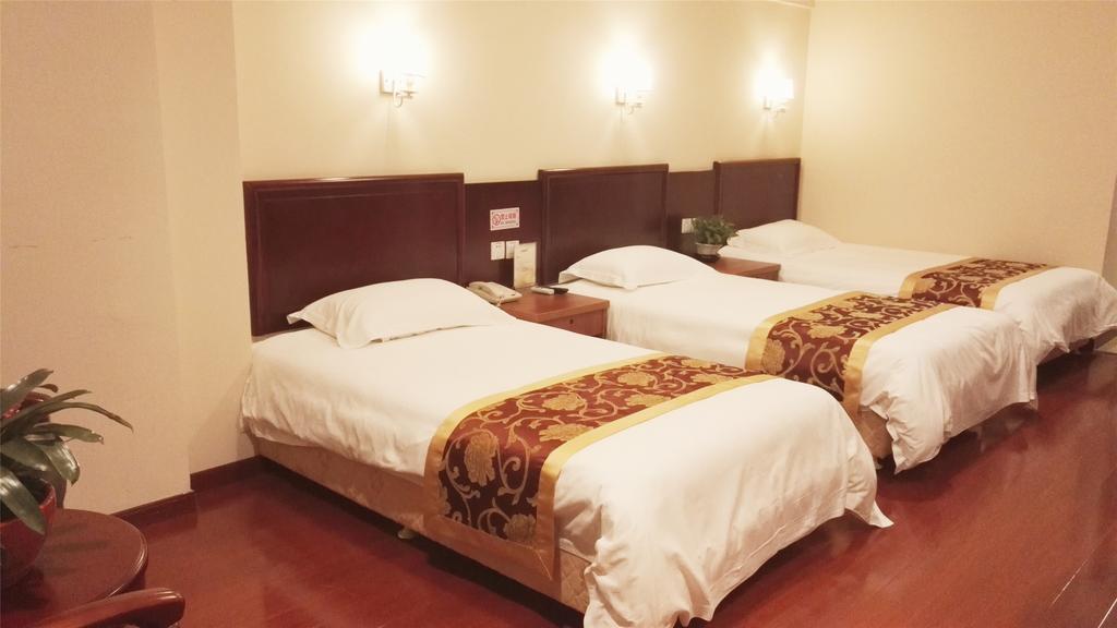 Greentree Inn Hainan Haikou East Train Station East Fengxiang Road Business Hotel Zewnętrze zdjęcie