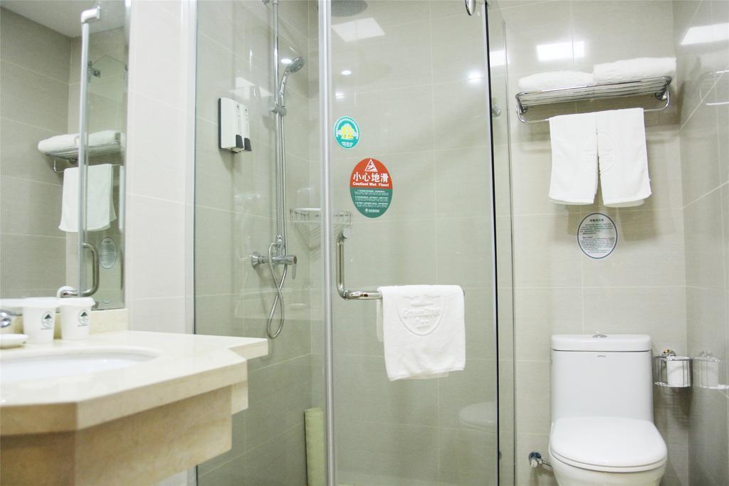 Greentree Inn Hainan Haikou East Train Station East Fengxiang Road Business Hotel Zewnętrze zdjęcie